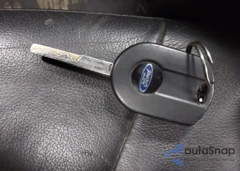 2013 Ford Focus Se из США, поврежденный, VIN 1FADP3K28DL141535